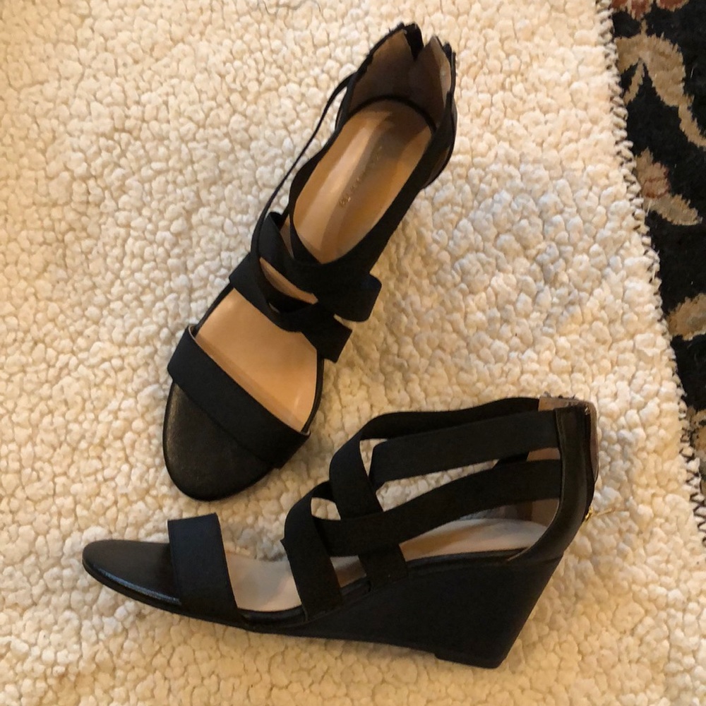 Black sandals